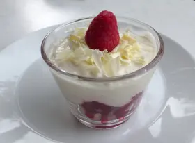Himbeer-Tiramisu im Glas