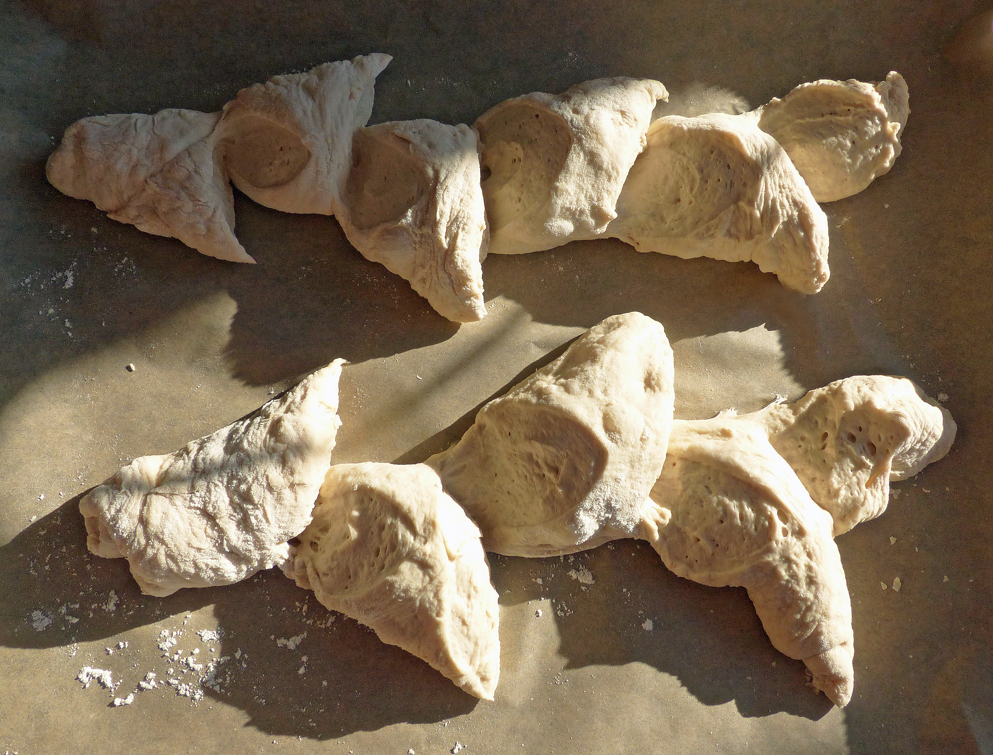 <p><strong>6</strong></p>