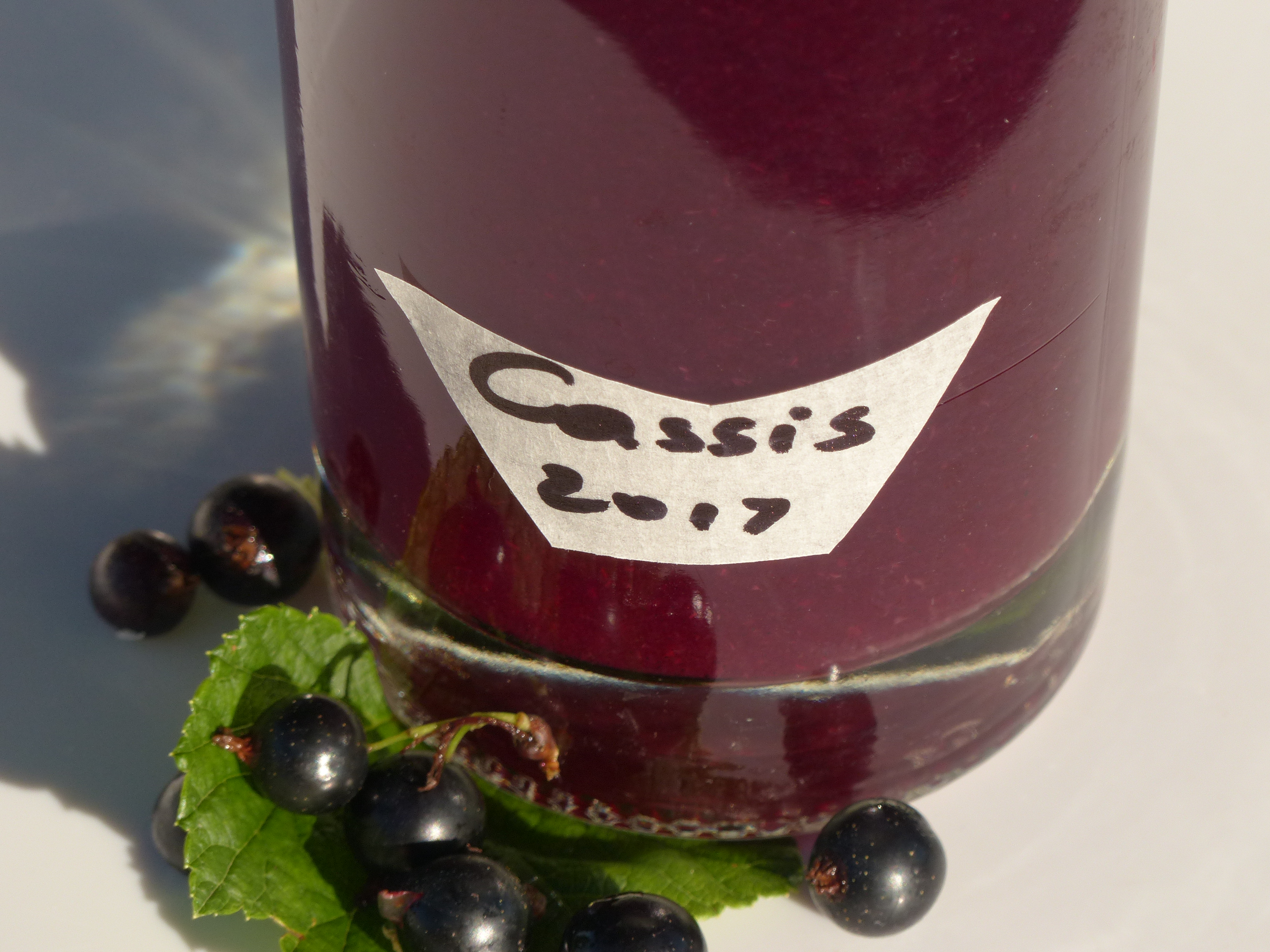 <p><strong data-userway-font-size="12">Wie man super-einfach Klebeetiketten macht,</strong> <strong data-userway-font-size="12"><a data-userway-font-size="12" href="https://www.wildfind.com/tipp/glaeser-beschriften">finden Sie  h i e r </a>!</strong></p>