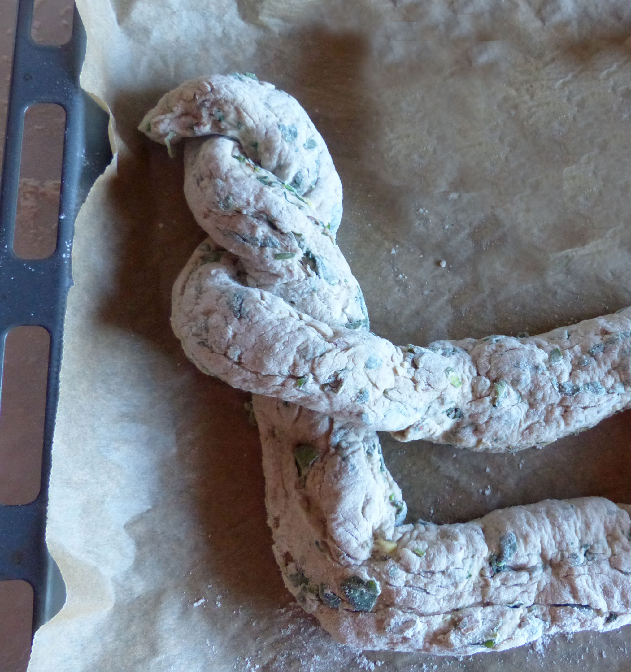 Brotkranz mit Wildpflanzen