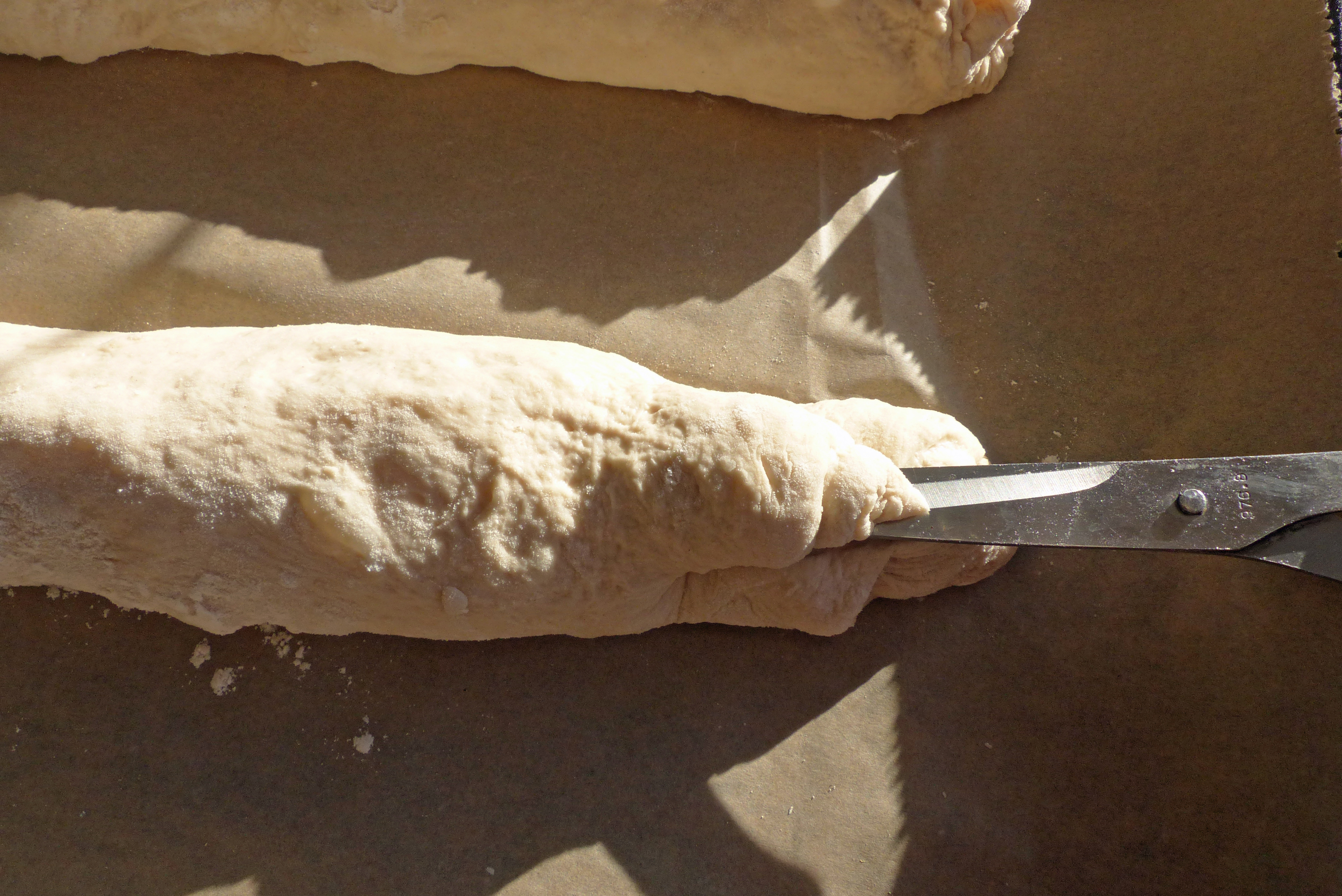 <p><strong>2</strong></p>