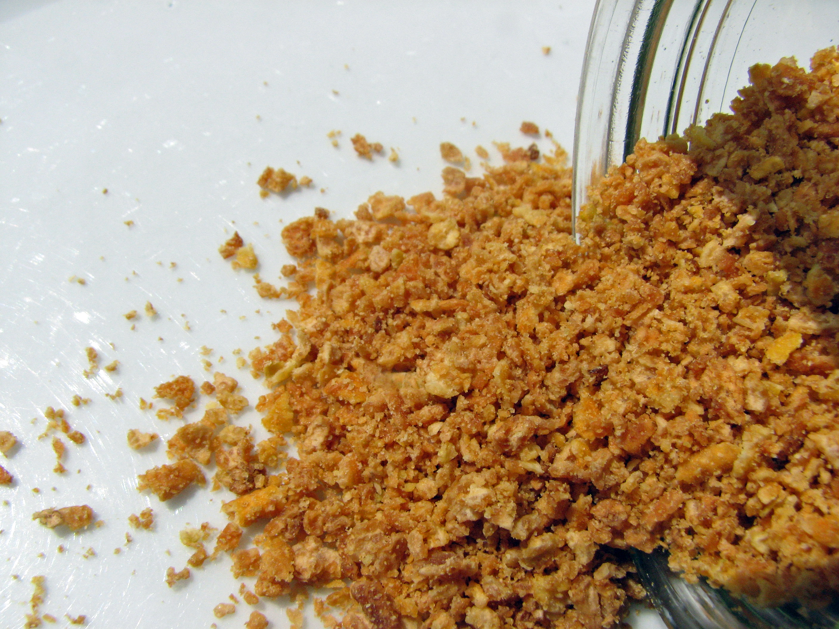 <p>Getrocknete, küchenfertige Orangenschale</p>