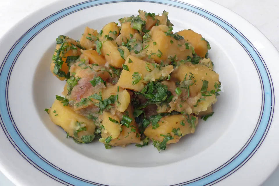 Kartoffeln gedünstet auf Tiroler Art