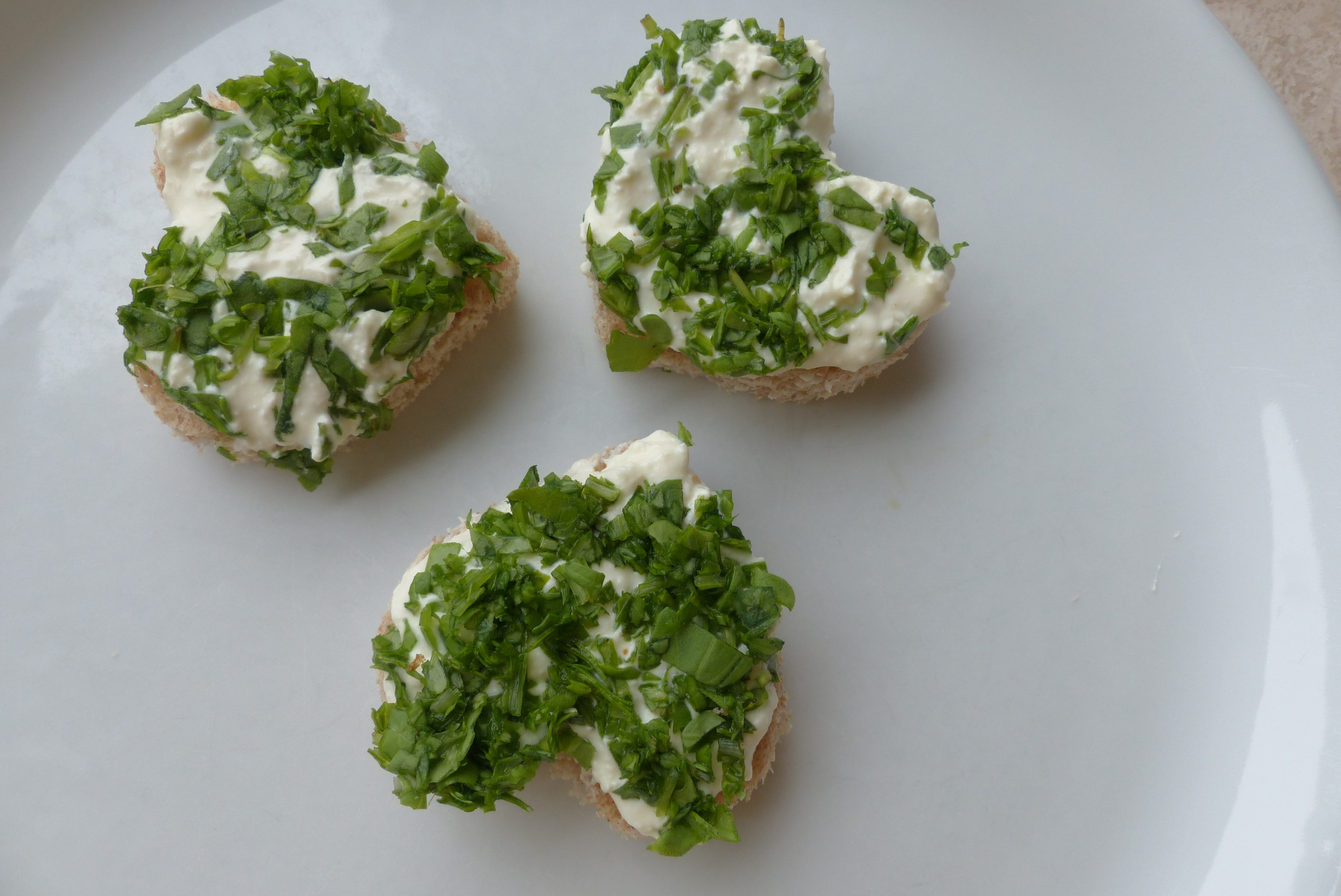 Toastherz mit Schinken und Ei