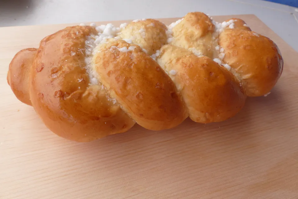 Einstrangzopf für Brotzöpfchen, Flesserl