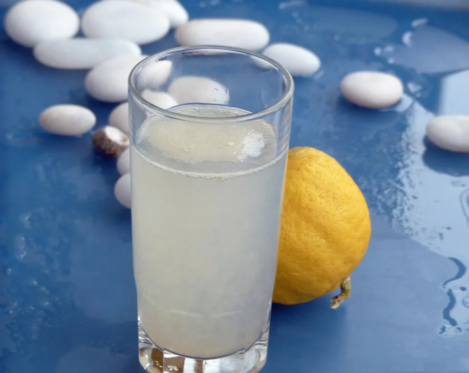 Longdrink "Ouzo Lemon"