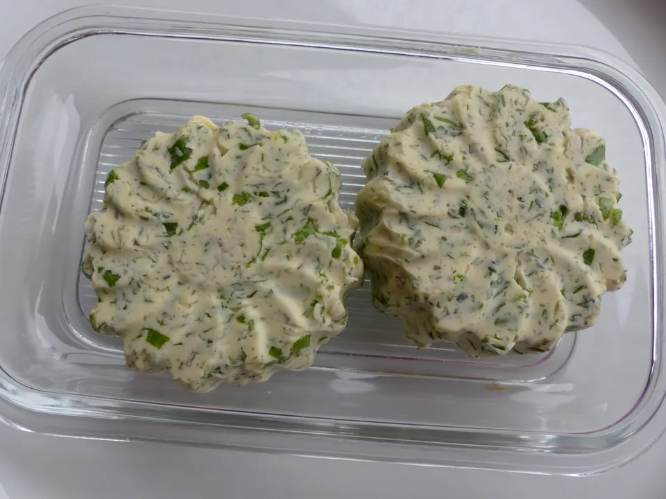 Kräuterbutter