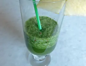 Smoothie mit Brennnessel