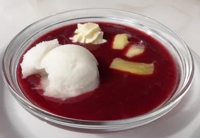 Pflaumencreme-Dessert 