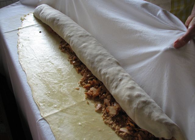 Apfelstrudel, Österreichischer