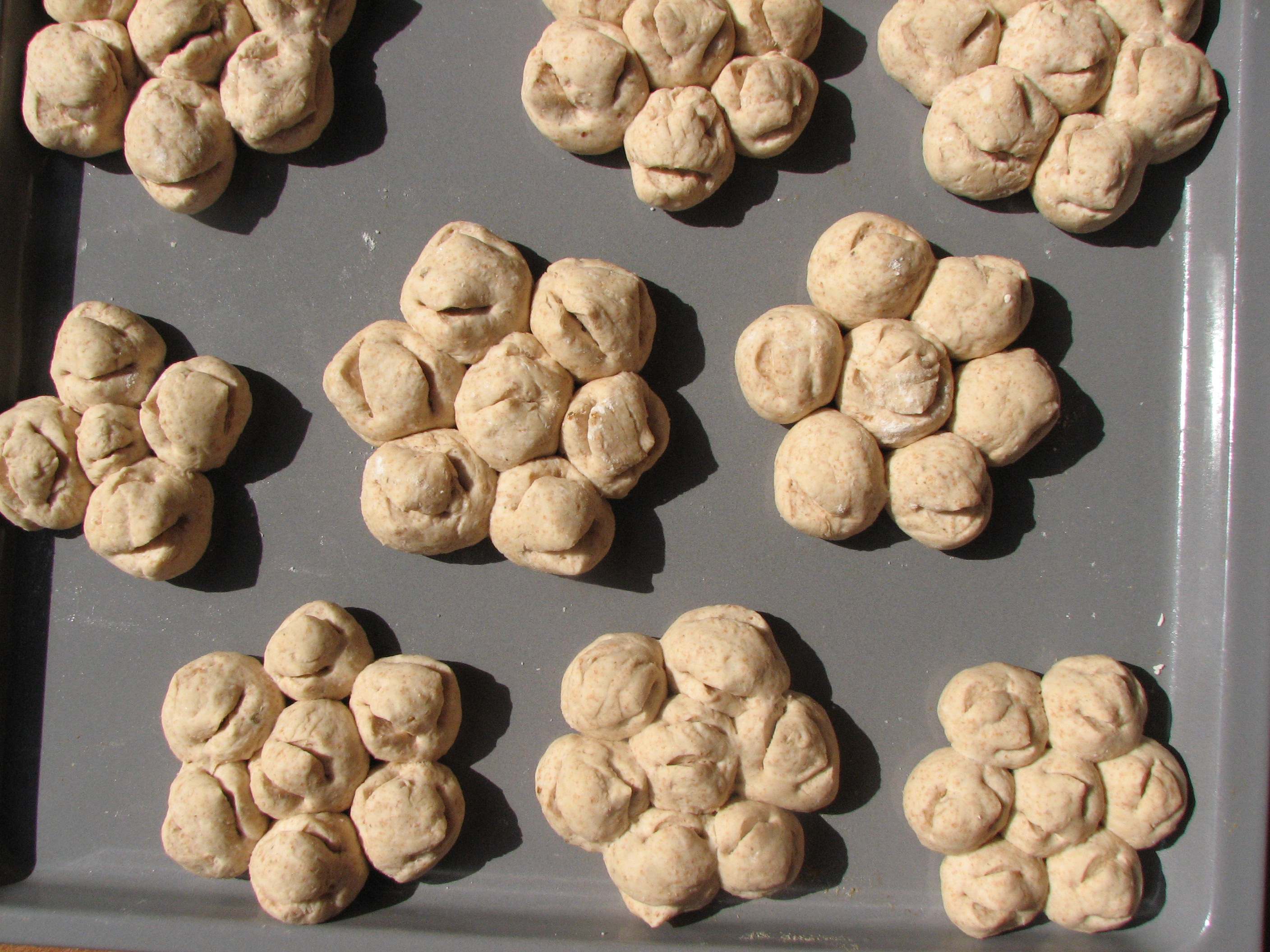 Brot mit Holunderblüten