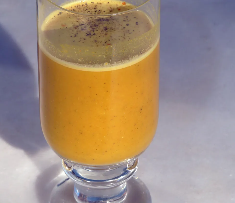 Smoothie mit Kurkuma