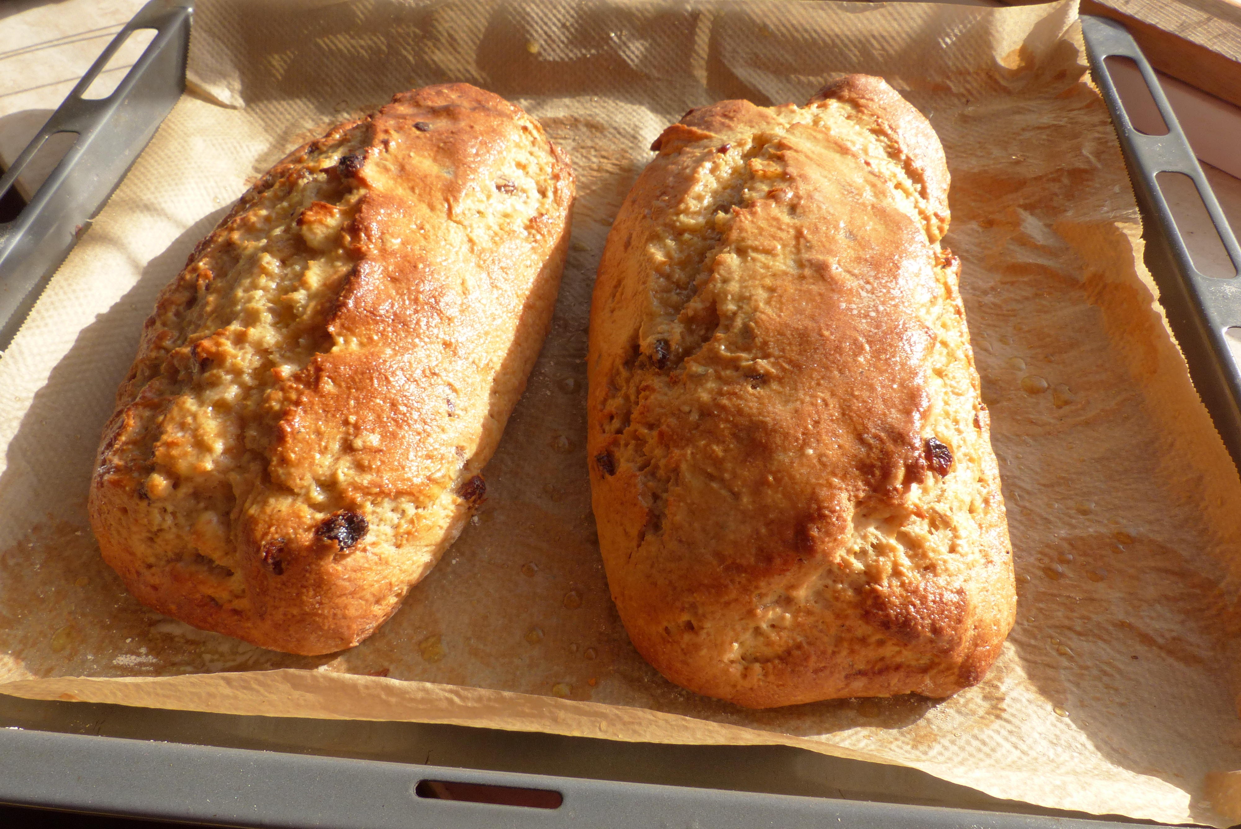 Christstollen aus Backpulver-Topfenteig