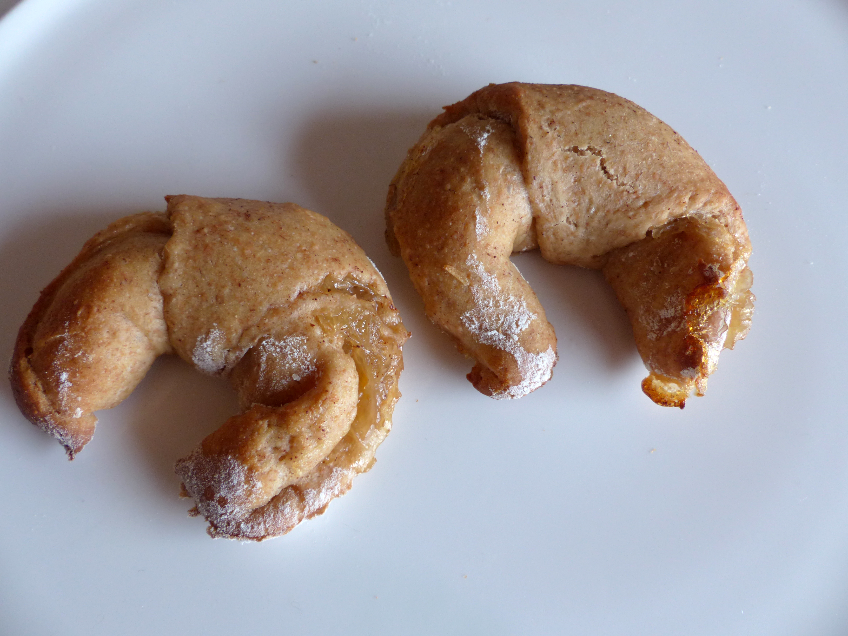 <p>Sehr lecker: Hörnchen, gefüllt mit Engelshaarmarmelade. <a data-userway-font-size="12" href="https://www.wildfind.com/rezepte/mohnkipferl-mohnhoernchen">Hier ist das Rezept dazu!</a></p>