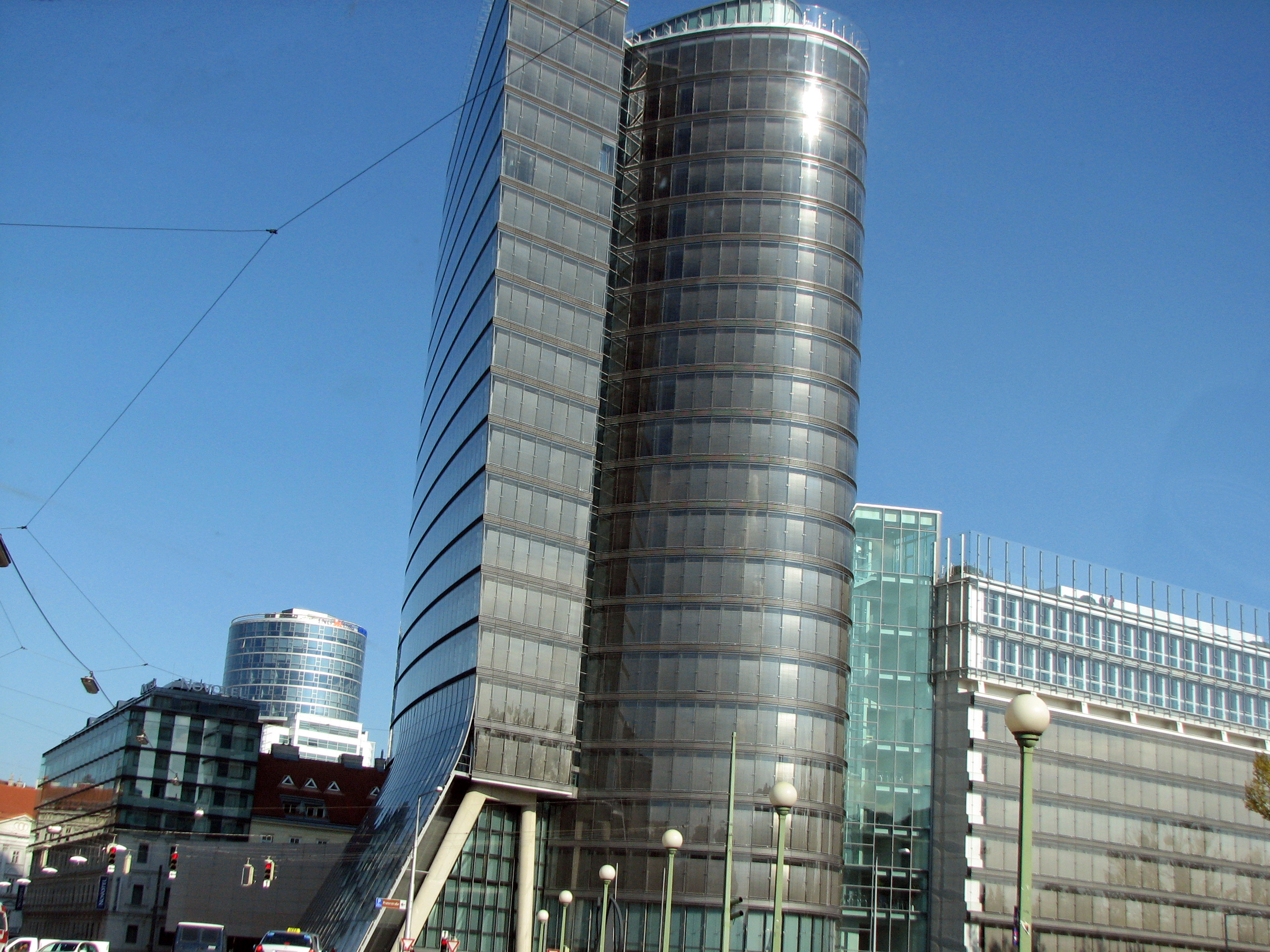 <p>Modernes Wien ... macht den Appetit auf gute traditionelle Gerichte nicht zunichten.</p>