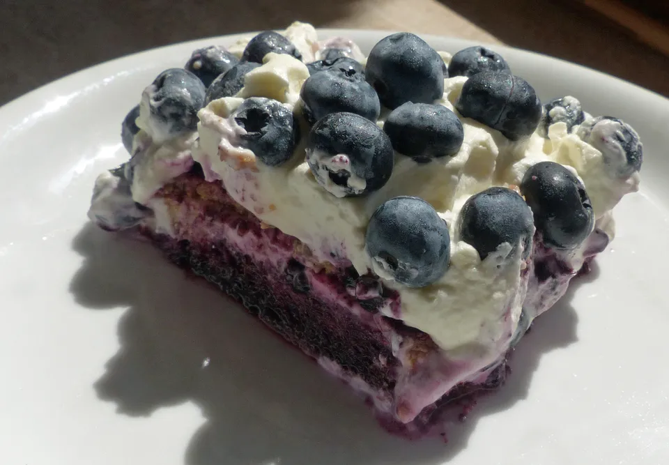 Heidelbeer-Tiramisu mit Vollkorntoastbrot