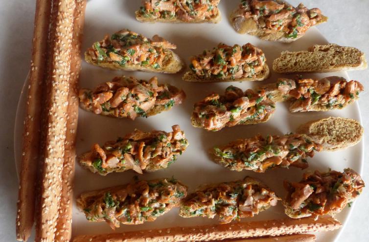 Crostini mit Pilzen